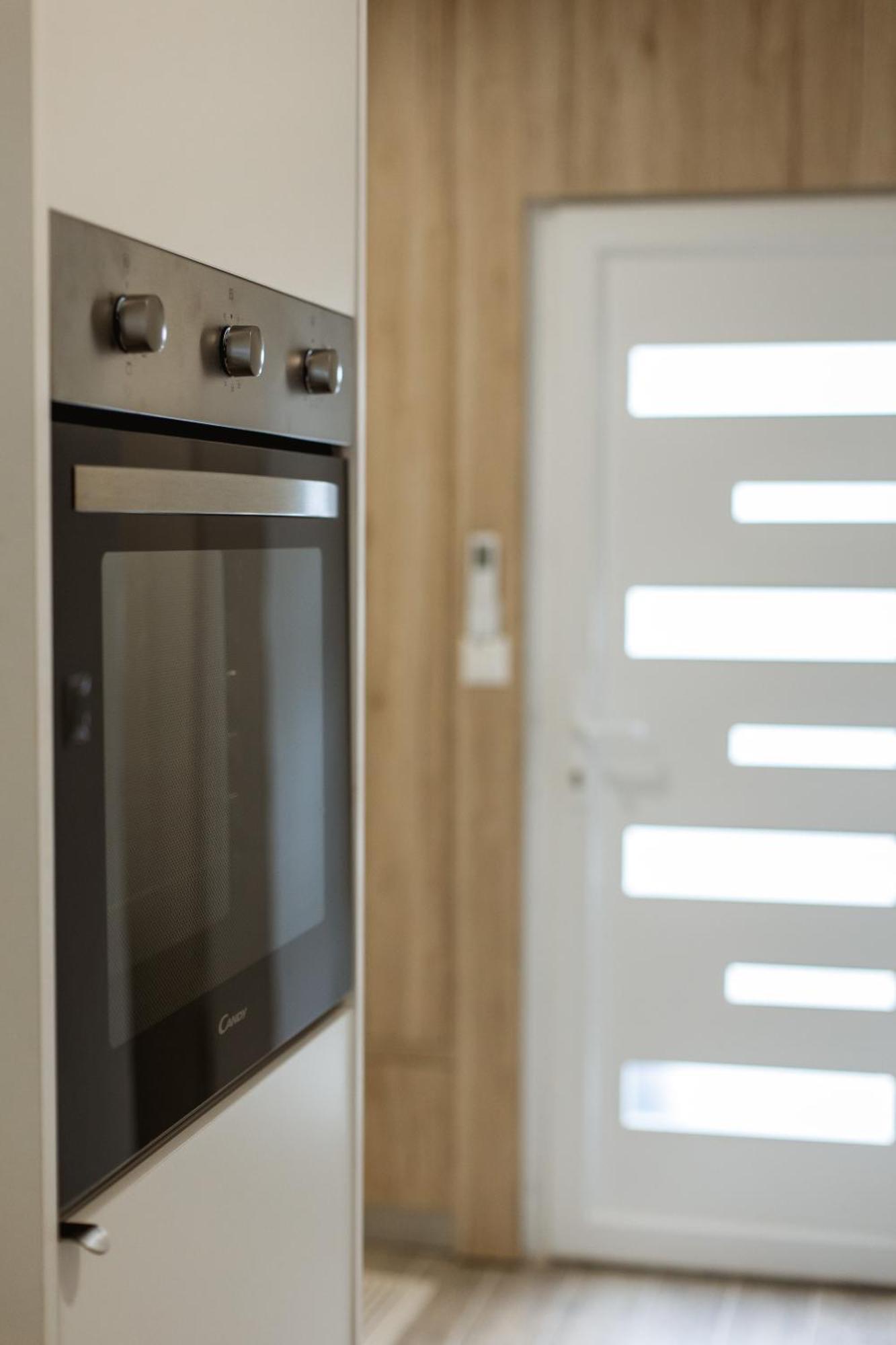 Cozy Studio Apartment In Osijek - Self Check In Eksteriør billede