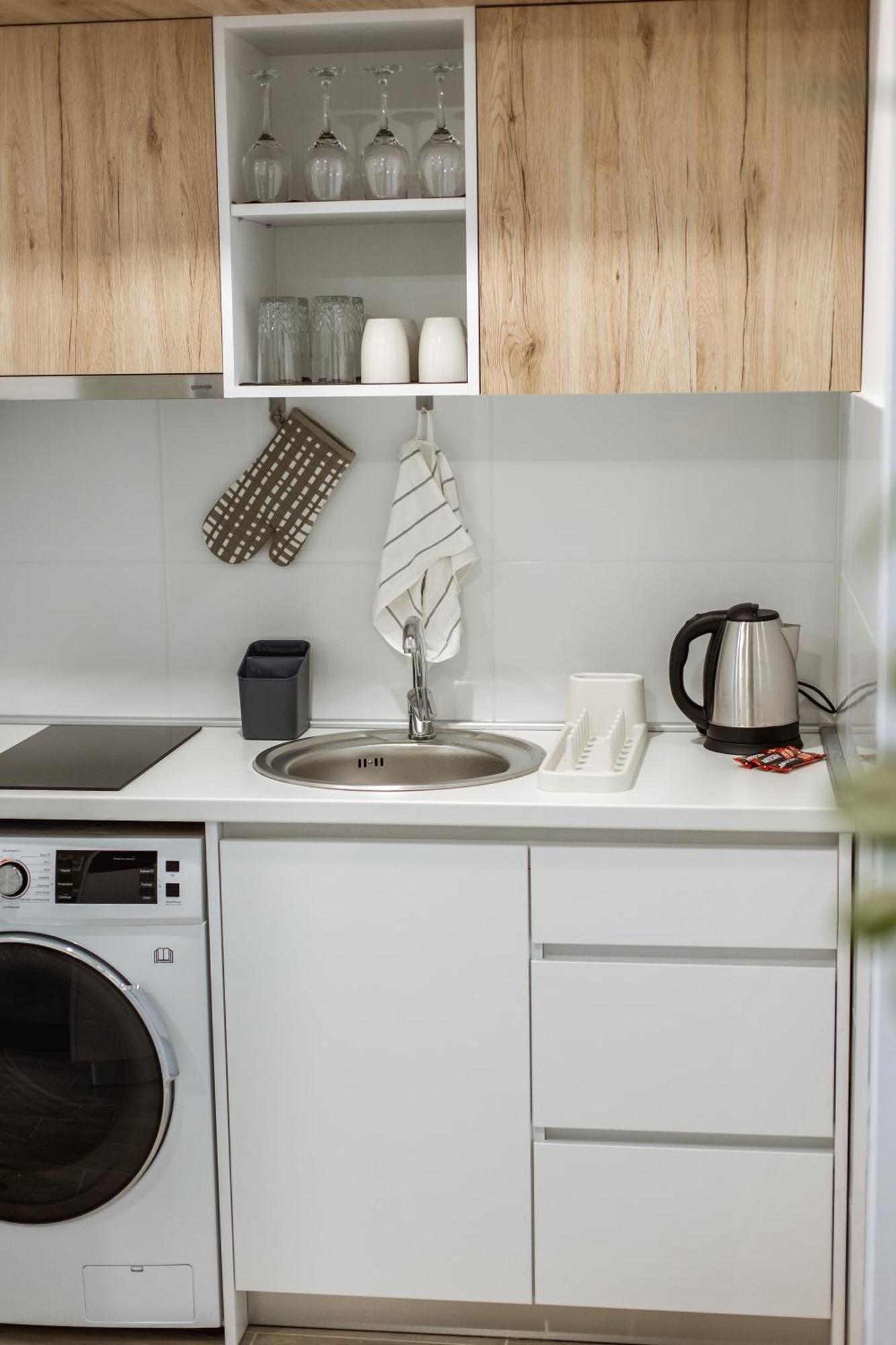 Cozy Studio Apartment In Osijek - Self Check In Eksteriør billede