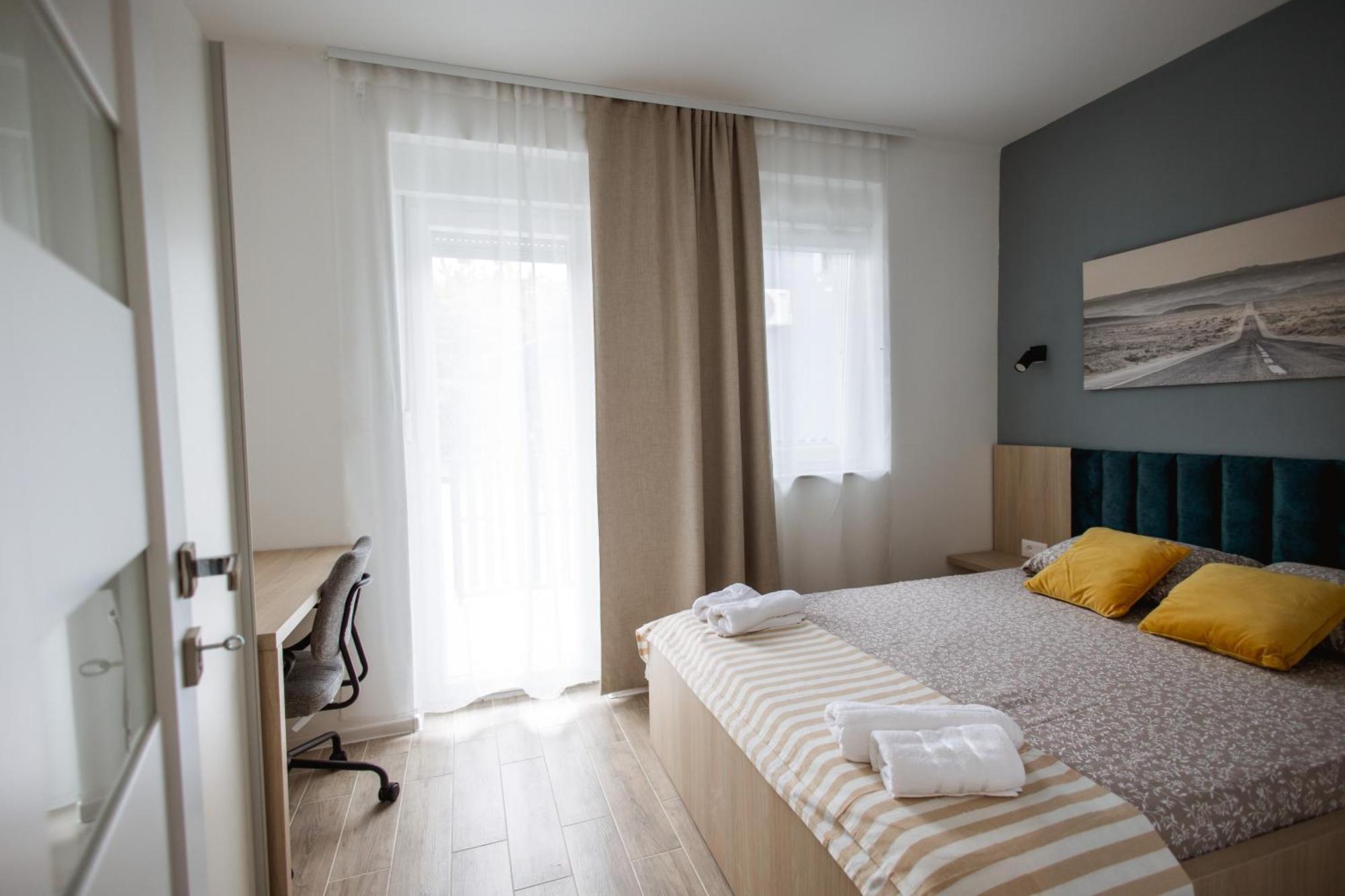 Cozy Studio Apartment In Osijek - Self Check In Eksteriør billede